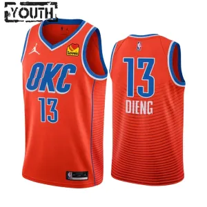 Maglia Oklahoma City Thunder Ousmane Dieng 13 Jordan Statement Edition 2022-23 Swingman Arancione - Bambino Maglia Oklahoma City Thunder Ousmane Dieng 13 Jordan Statement Edition 2022-23 Swingman Arancione - Bambino