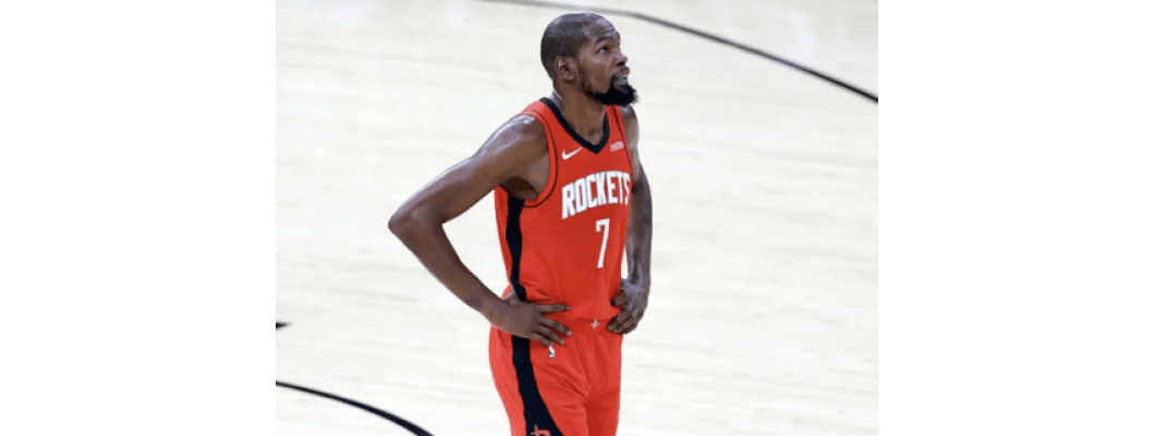 Kevin Durant sul ritiro: 19 anni in campo, affrontare l'addio con serenità