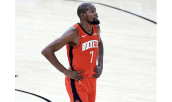 Kevin Durant sul ritiro: 19 anni in campo, affrontare l'addio con serenità