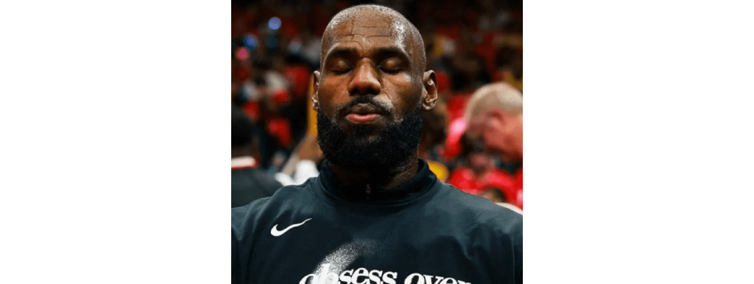 LeBron James, dopo 22 stagioni, rimane uno dei giocatori più ambiti LeBron James, dopo 22 stagioni, rimane uno dei giocatori più ambiti