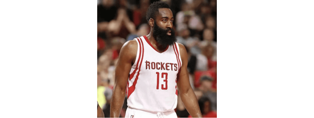 Nessuna cerimonia ufficiale di ritiro, eppure il numero 13 è diventato il marchio di fabbrica di Harden Nessuna cerimonia ufficiale di ritiro, eppure il numero 13 è diventato il marchio di fabbrica di Harden